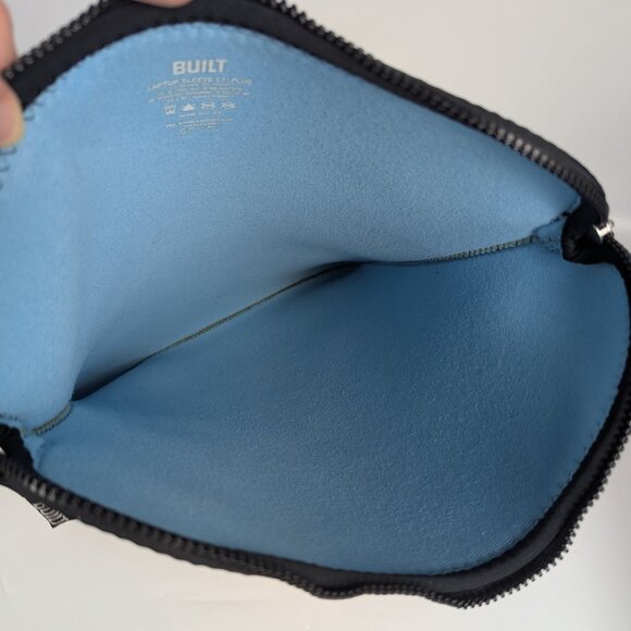 BUILT Black Neoprene 17" Laptop Tablet Padded Sleeve - Picture 3 of 4